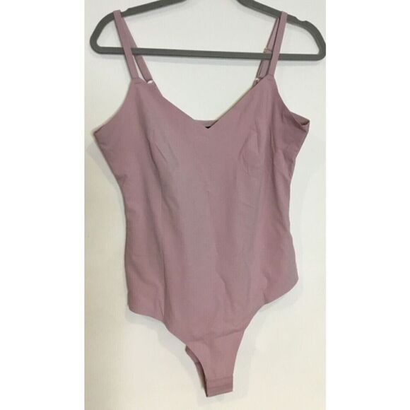 Pinsy Women's Sz Medium Lilac Spaghetti V-Neck Shapesuit Shapewear Bodysuit - Picture 1 of 5